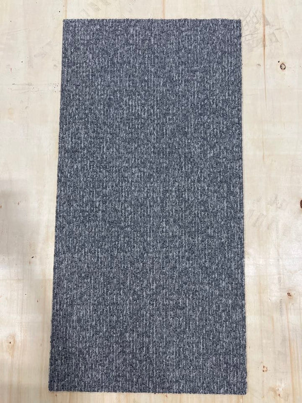 CT 500-1000 Square Feet